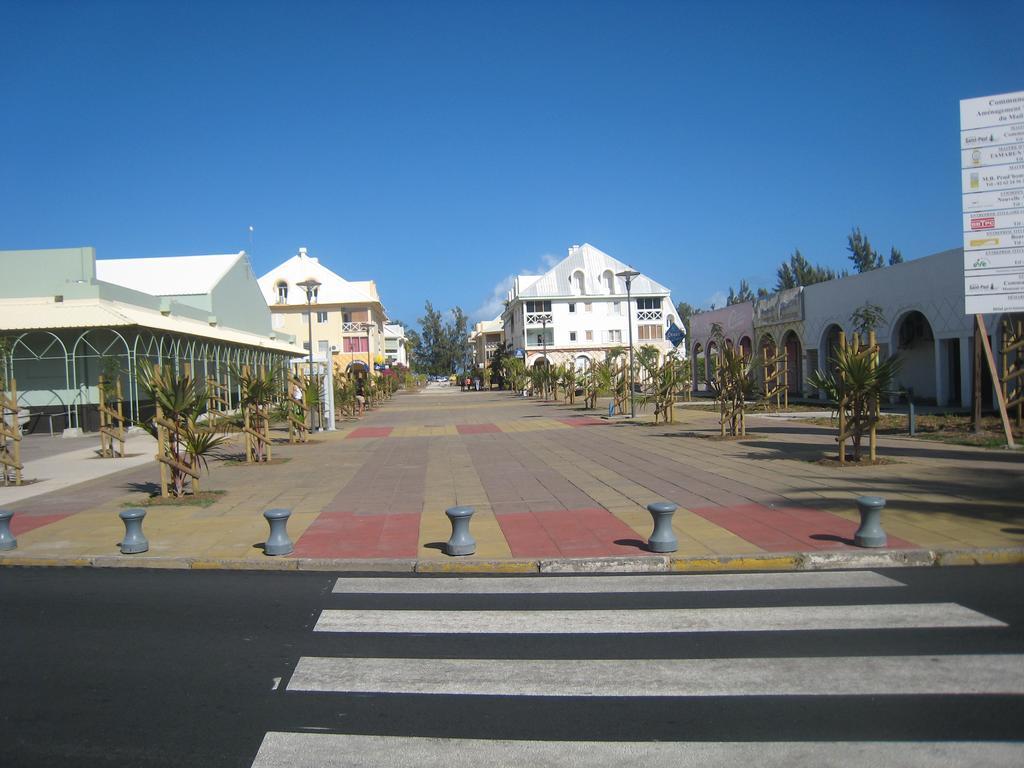 Baliste Jardin De Corail Apartment แซ็งต์-จีลส์-เลส์-แบ็งส์ ภายนอก รูปภาพ