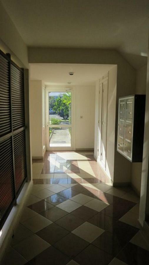 Baliste Jardin De Corail Apartment แซ็งต์-จีลส์-เลส์-แบ็งส์ ภายนอก รูปภาพ